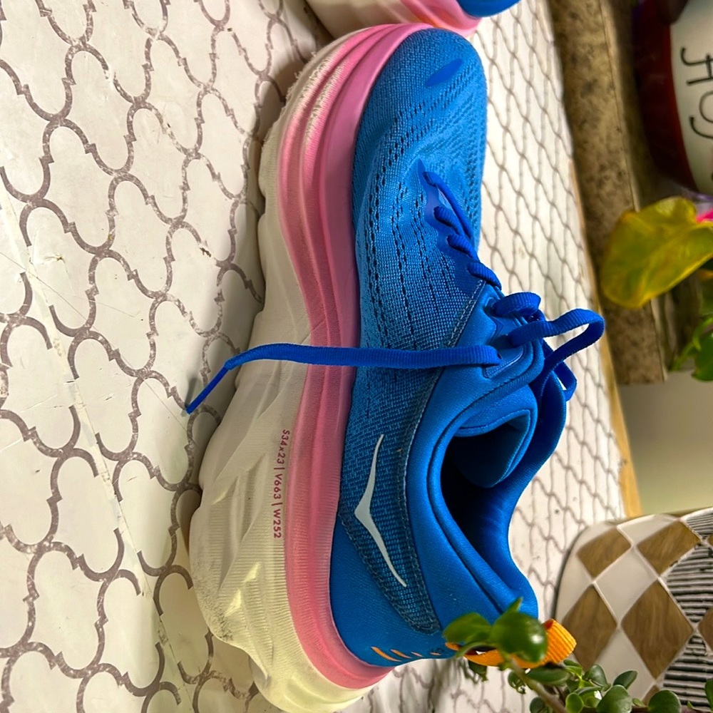 Women’s Hoka shoes